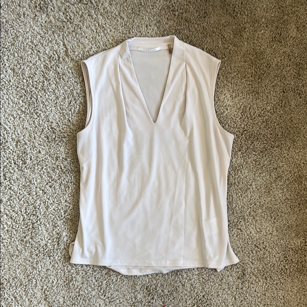 Tahari Pink Sleeveless Fitted Muscle Tee